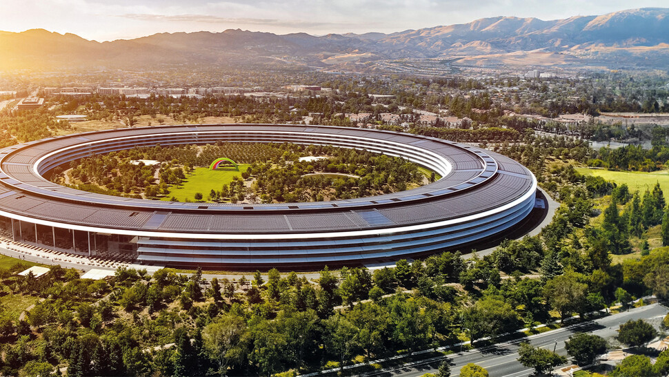 Condair ME helps humidify Apple Cupertino Campus
